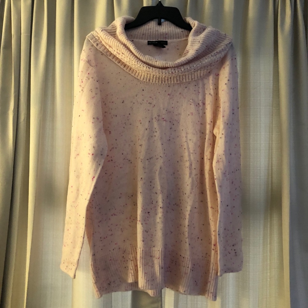 Design History Women’s XL Pink Sweater